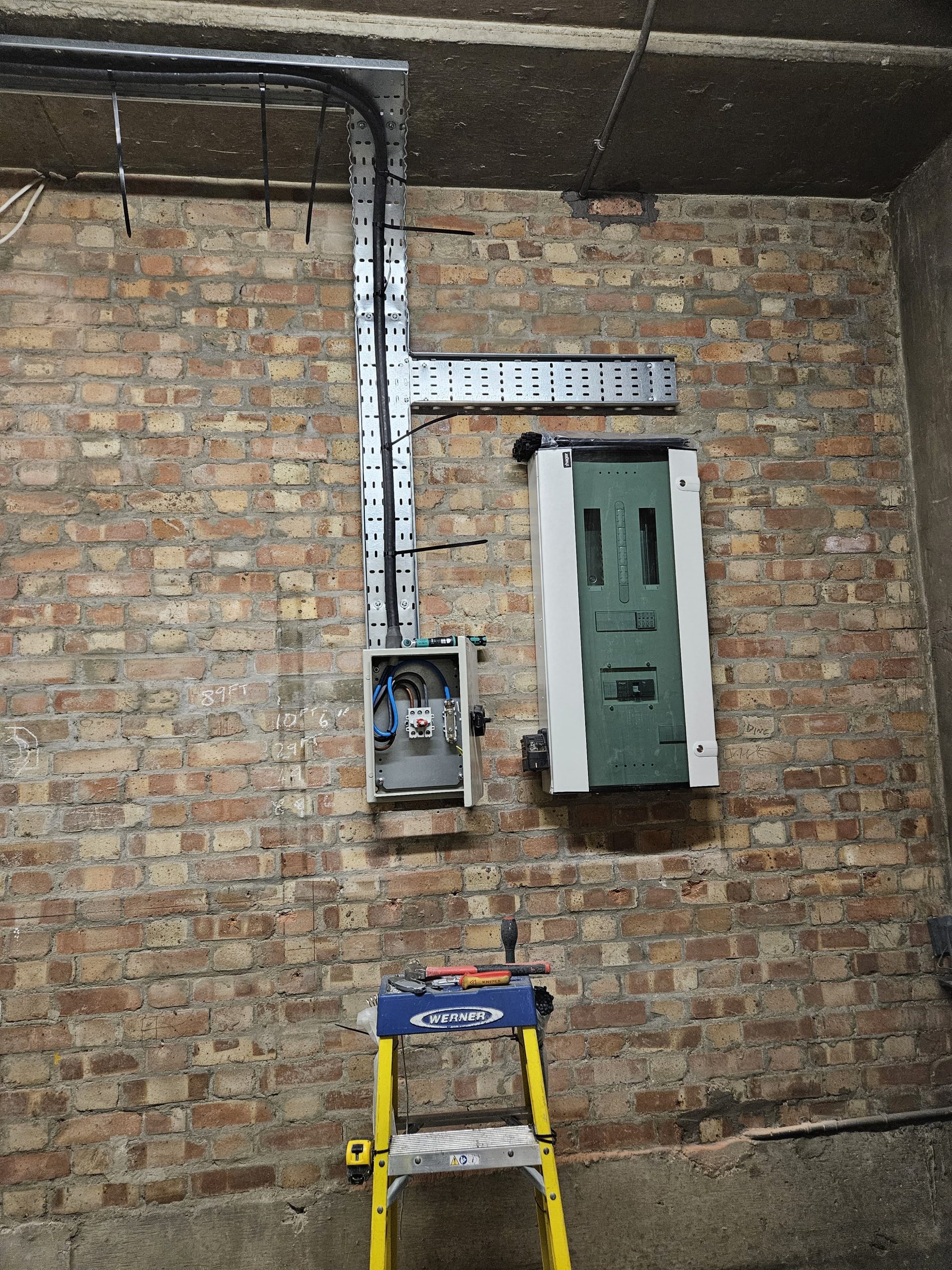 11C30D67-CADA-44E4-8A2B-423F49640831