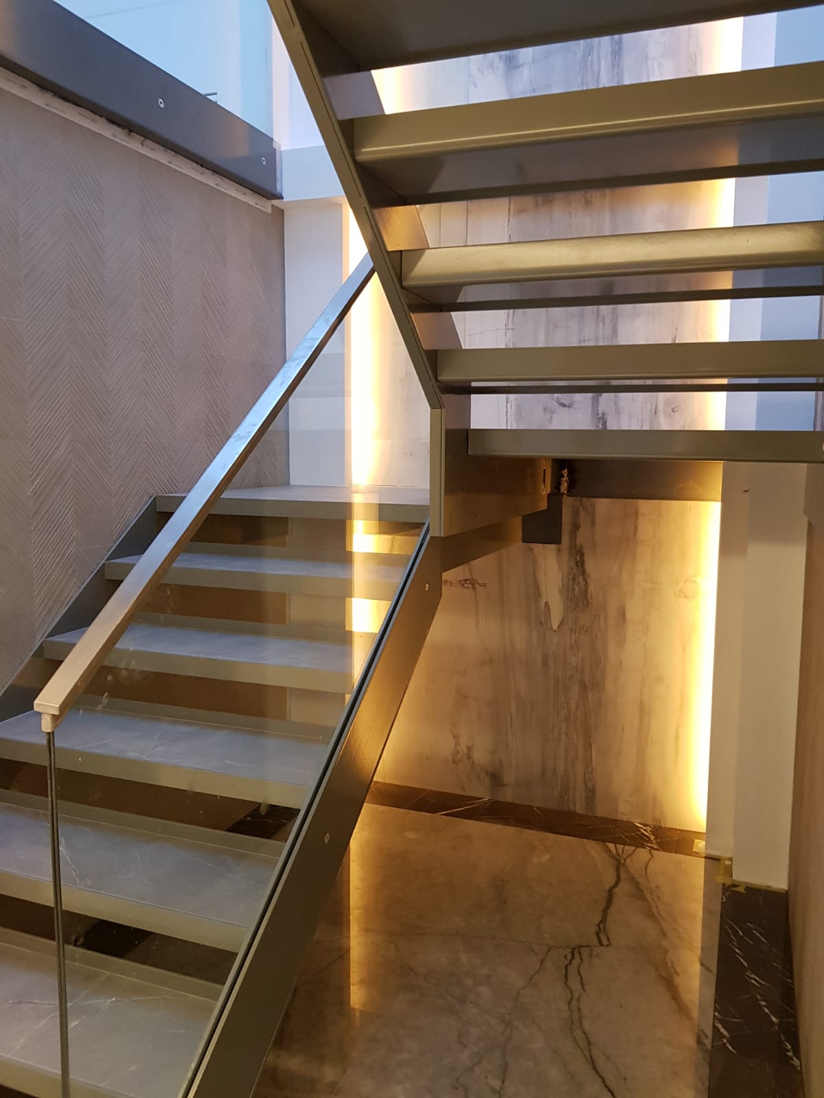 298F0A3A-D2CD-40DD-A097-70704676D807