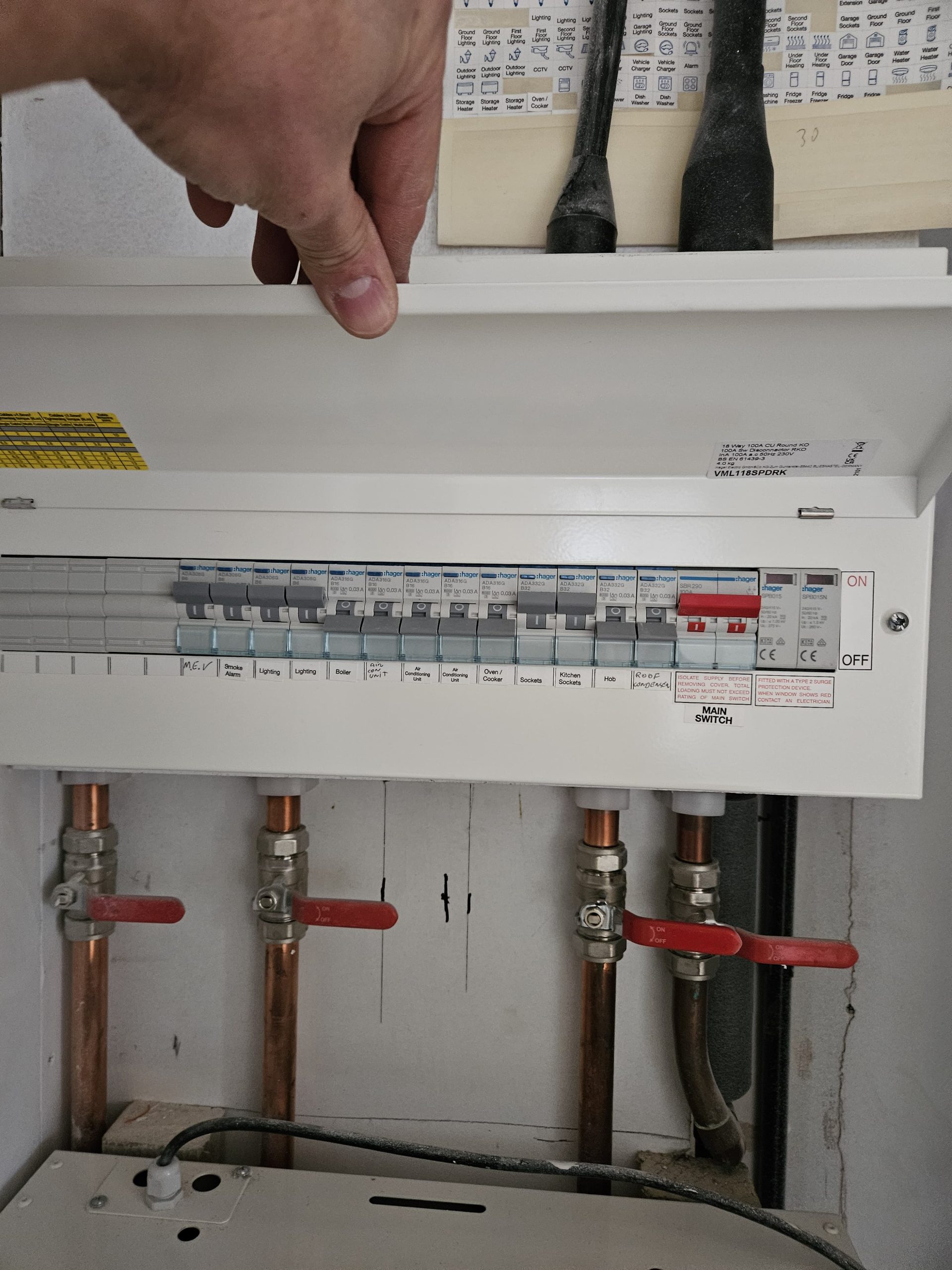 F2AA3423-24FC-484C-B3A2-71AE2779EBDC